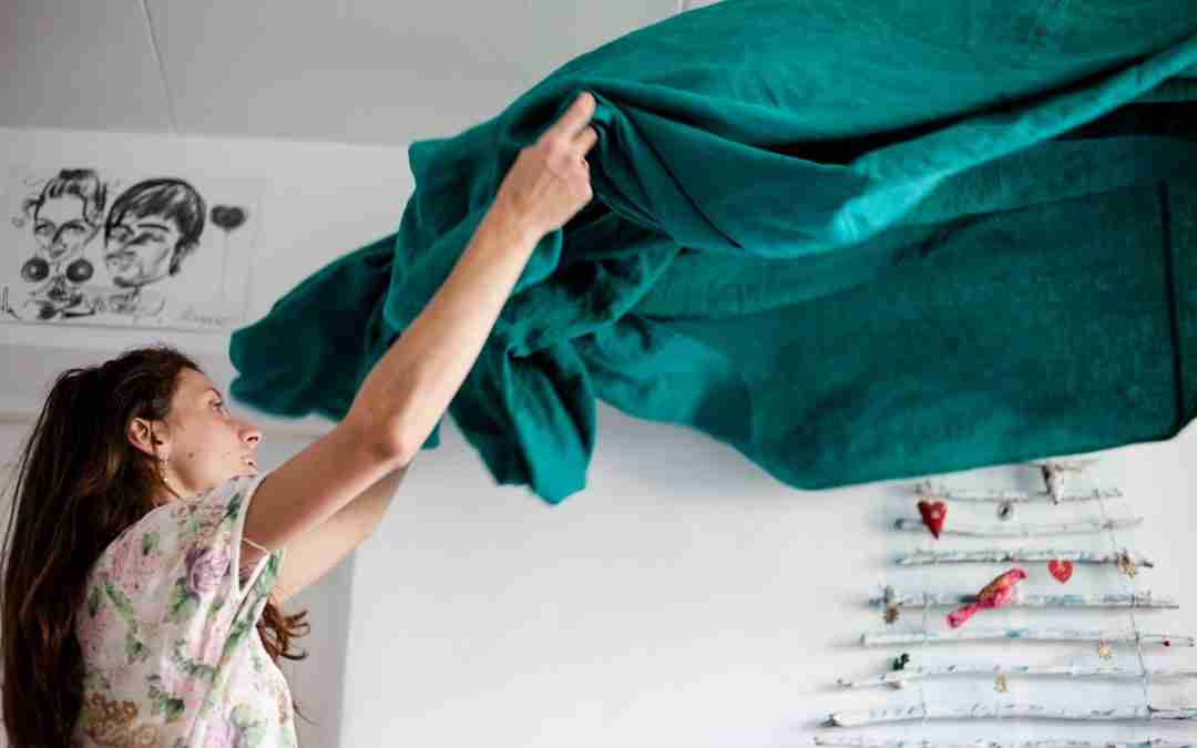 Happier Living: 6 Reasons to Regularly Clean Your House